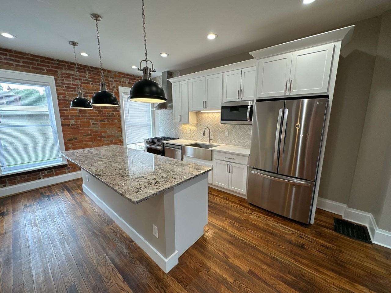115 W 10th Ave - Photo 3 of 20