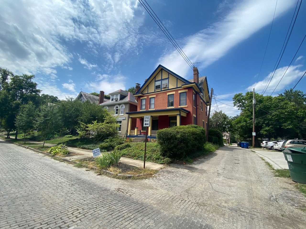 1501 Belmont Ave - Photo 2 of 28