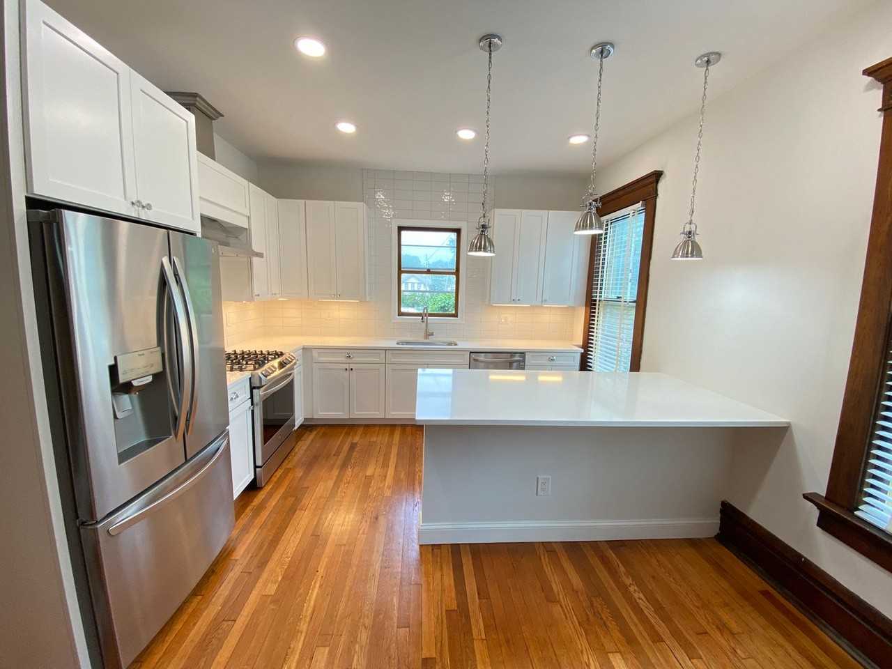 1501 Belmont Ave - Photo 4 of 28