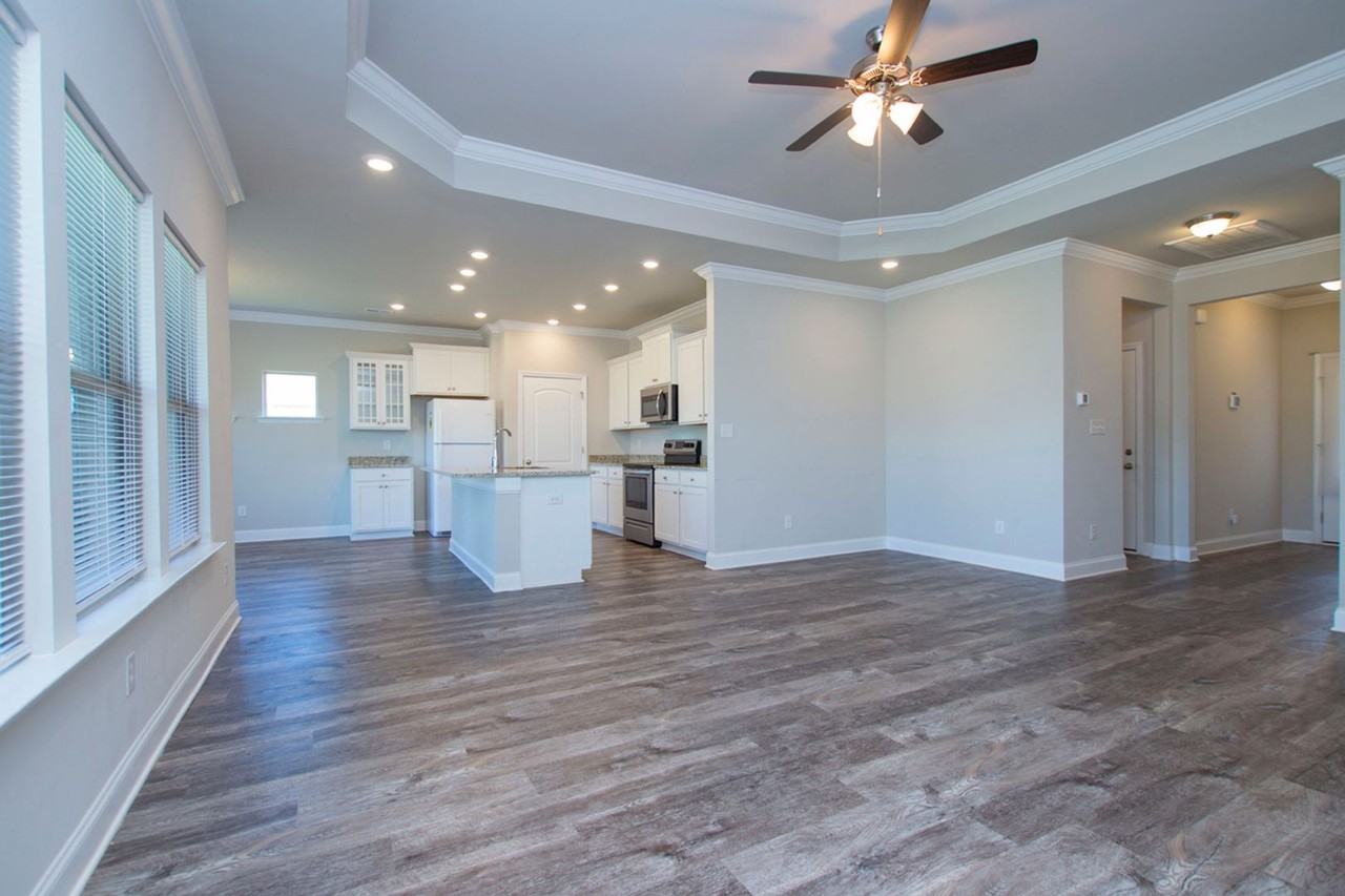 107 Richard Rd - Photo 5 of 38