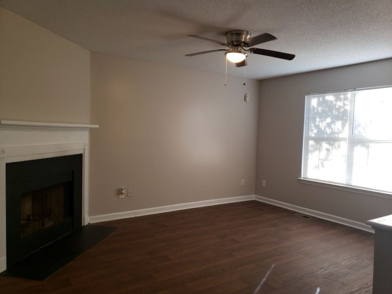 147 Kylee Ct - Photo 3 of 16