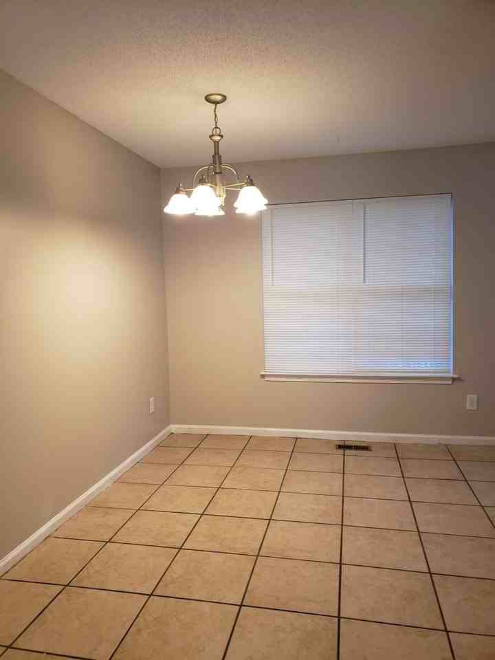 147 Kylee Ct - Photo 5 of 16