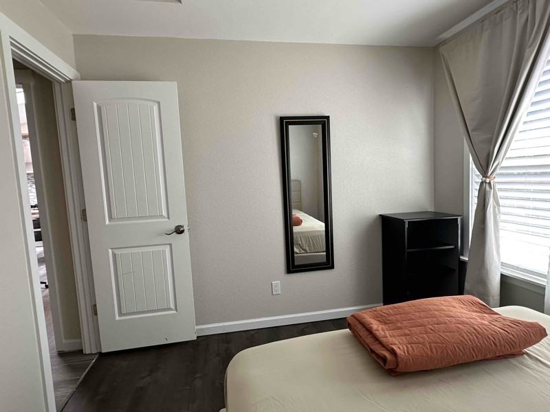 7006 67th St Ne - Photo 4 of 10