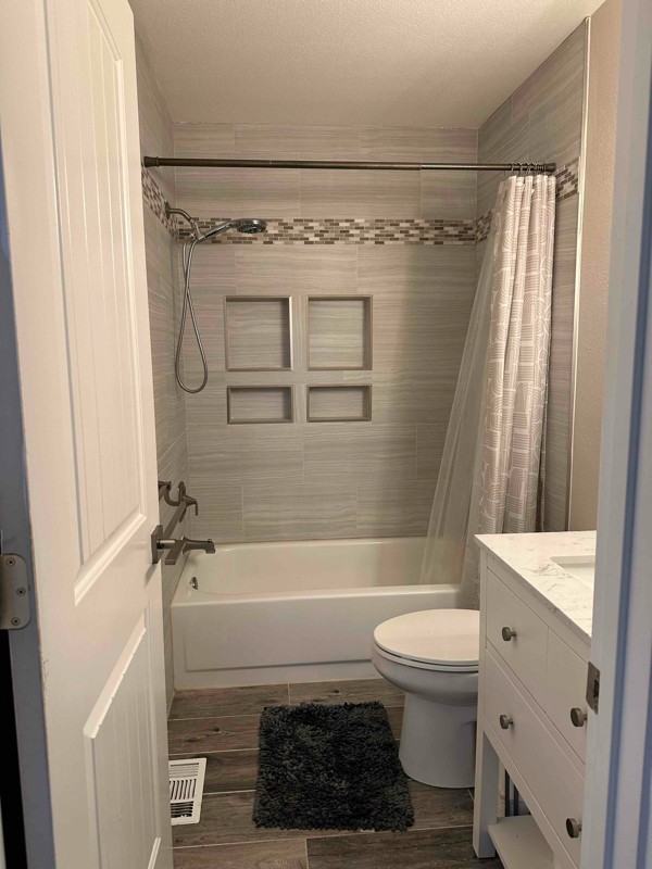 7006 67th St Ne - Photo 6 of 10