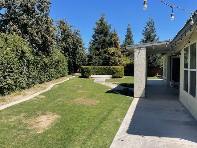 512 S Michelle Ave - Photo 2 of 3