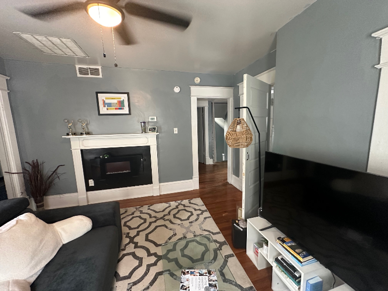 1029 Ferdinand Ave Sw #B - Photo 2 of 15