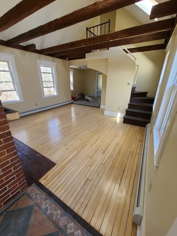 216 216 New Hampshire 11 #A - Photo 2 of 9