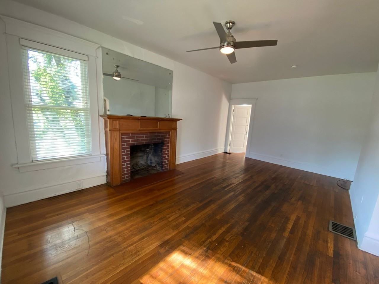 249 E 16th Ave - Photo 6 of 21