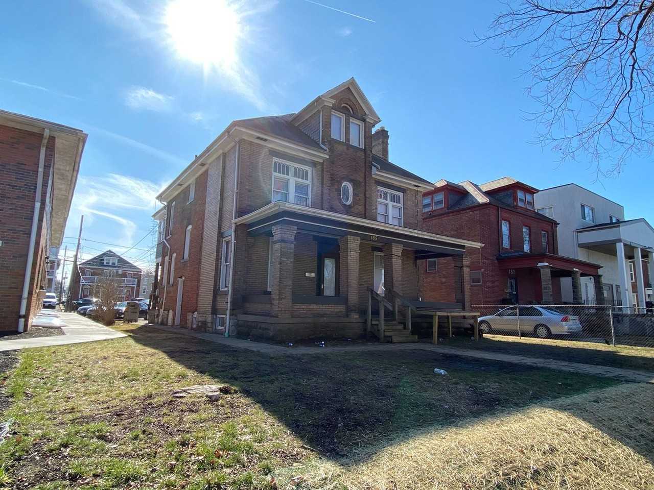 165 E 12th Ave - Photo 2 of 18