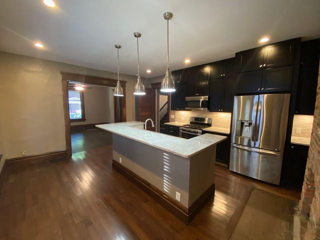 28 E Northwood Ave - Photo 2 of 21