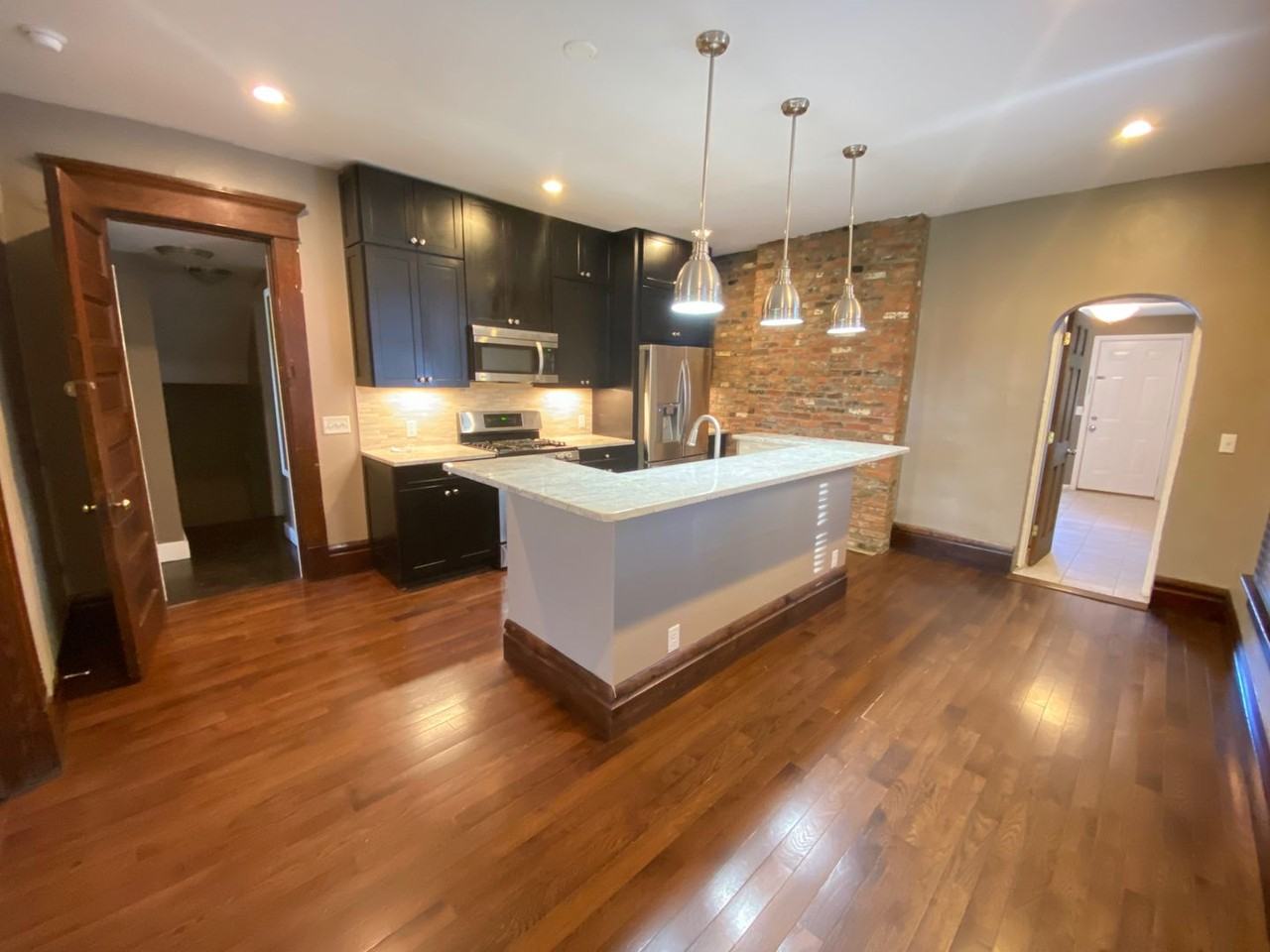 28 E Northwood Ave - Photo 3 of 21