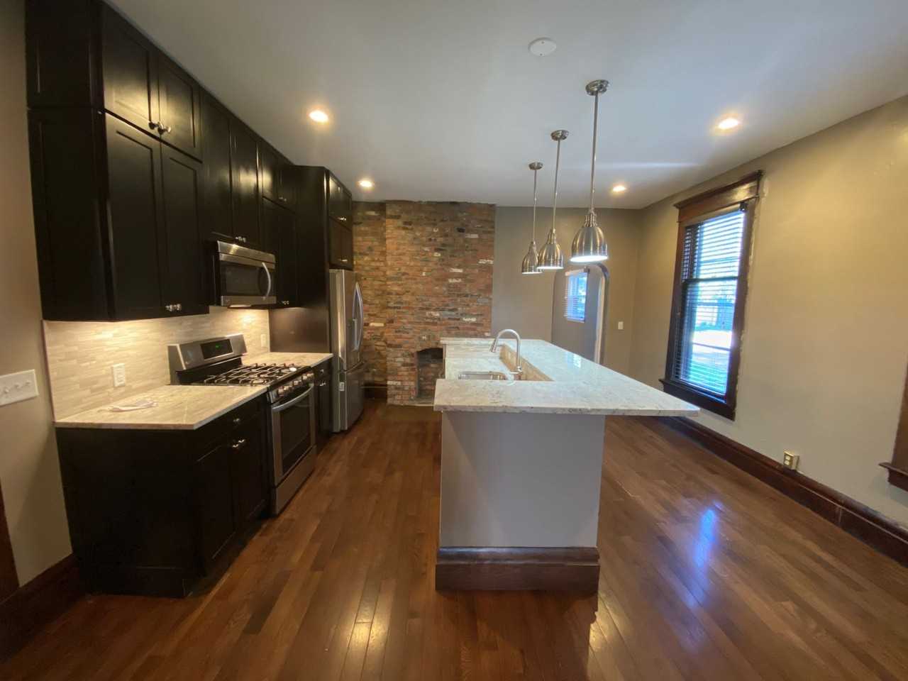 28 E Northwood Ave - Photo 4 of 21