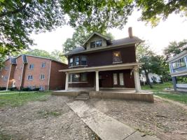 featured image of 1980 Indianola Ave
