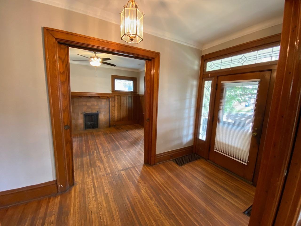 236 E 18th Ave - Photo 4 of 23