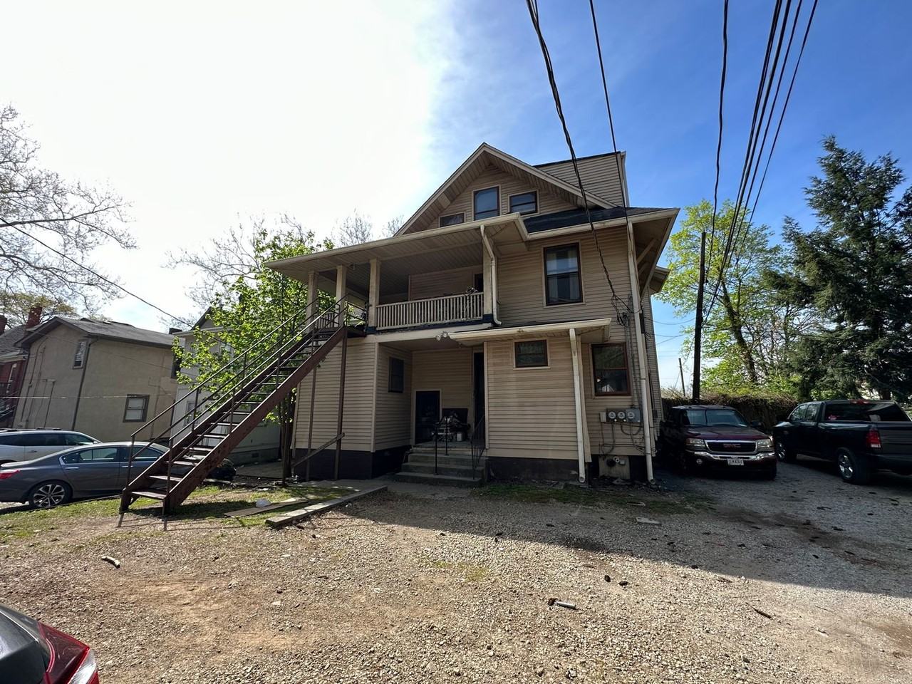 230 E 18th Ave - Photo 2 of 25