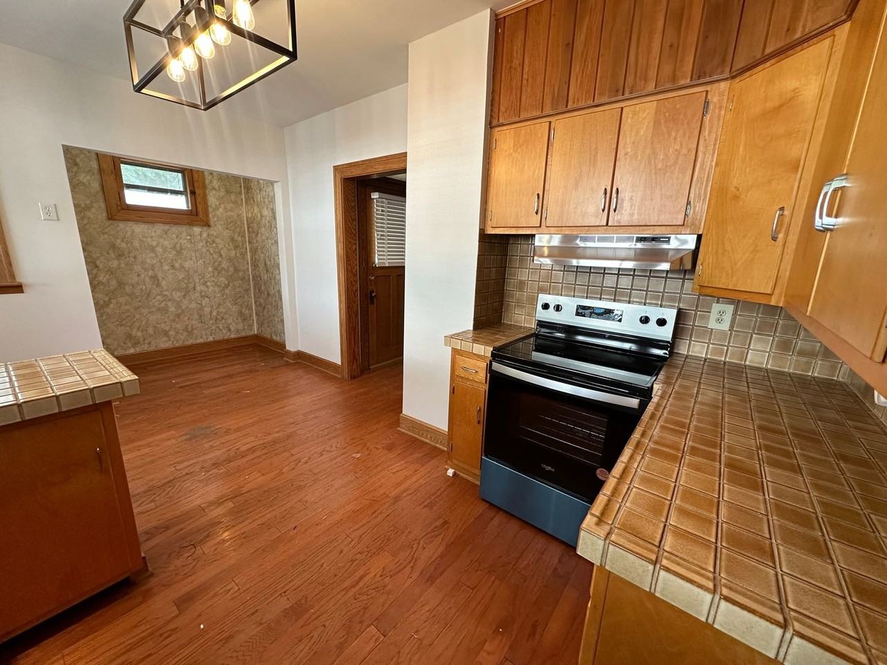 230 E 18th Ave - Photo 6 of 25