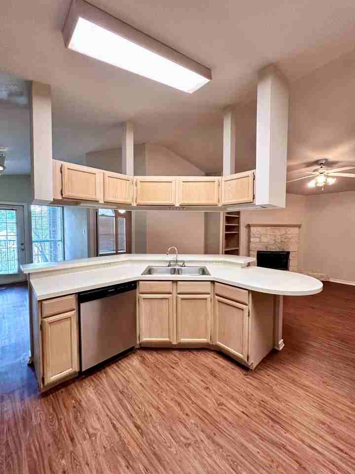 6804 N Capital Of Texas Hwy - Photo 3 of 20