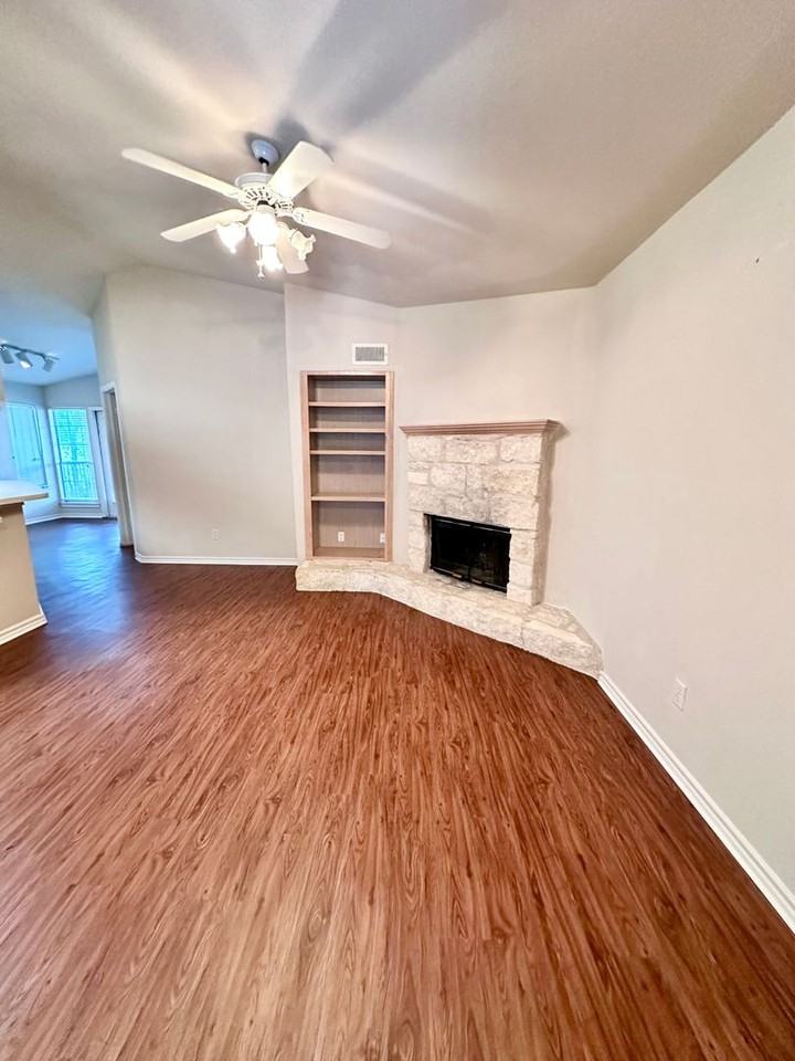 6804 N Capital Of Texas Hwy - Photo 4 of 20