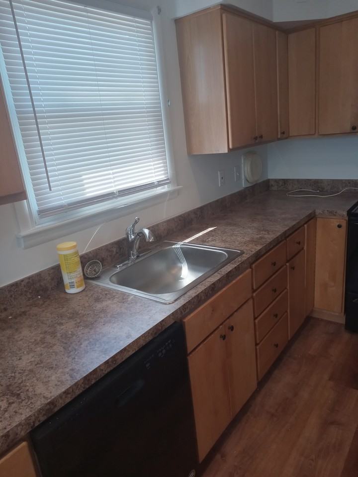 1316 Langley St #NA - Photo 3 of 15