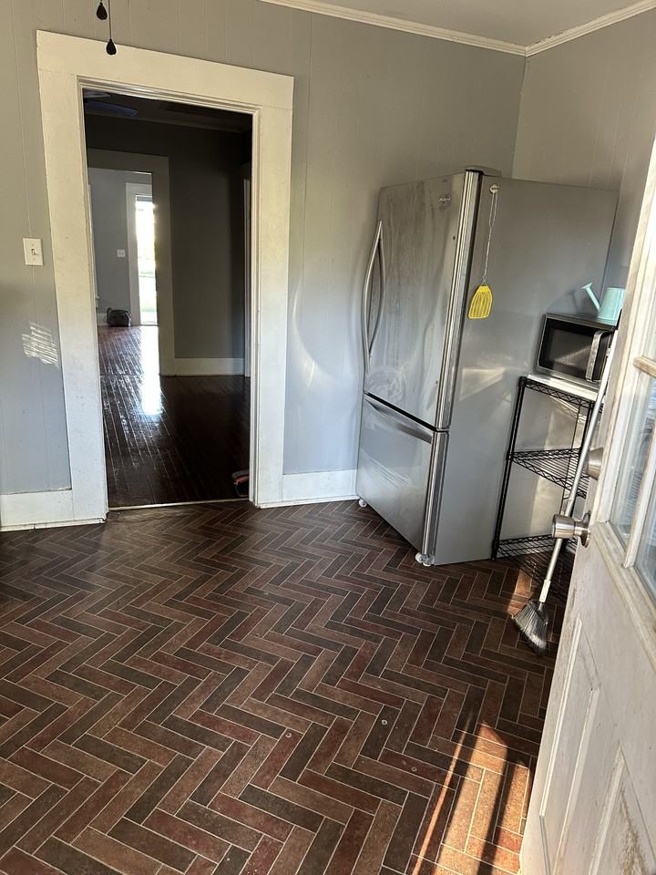 204 Goode Ave #NA - Photo 6 of 10