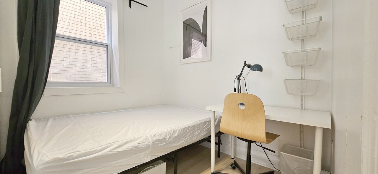 3861 Avenue Coloniale ##61 - Photo 3 of 14