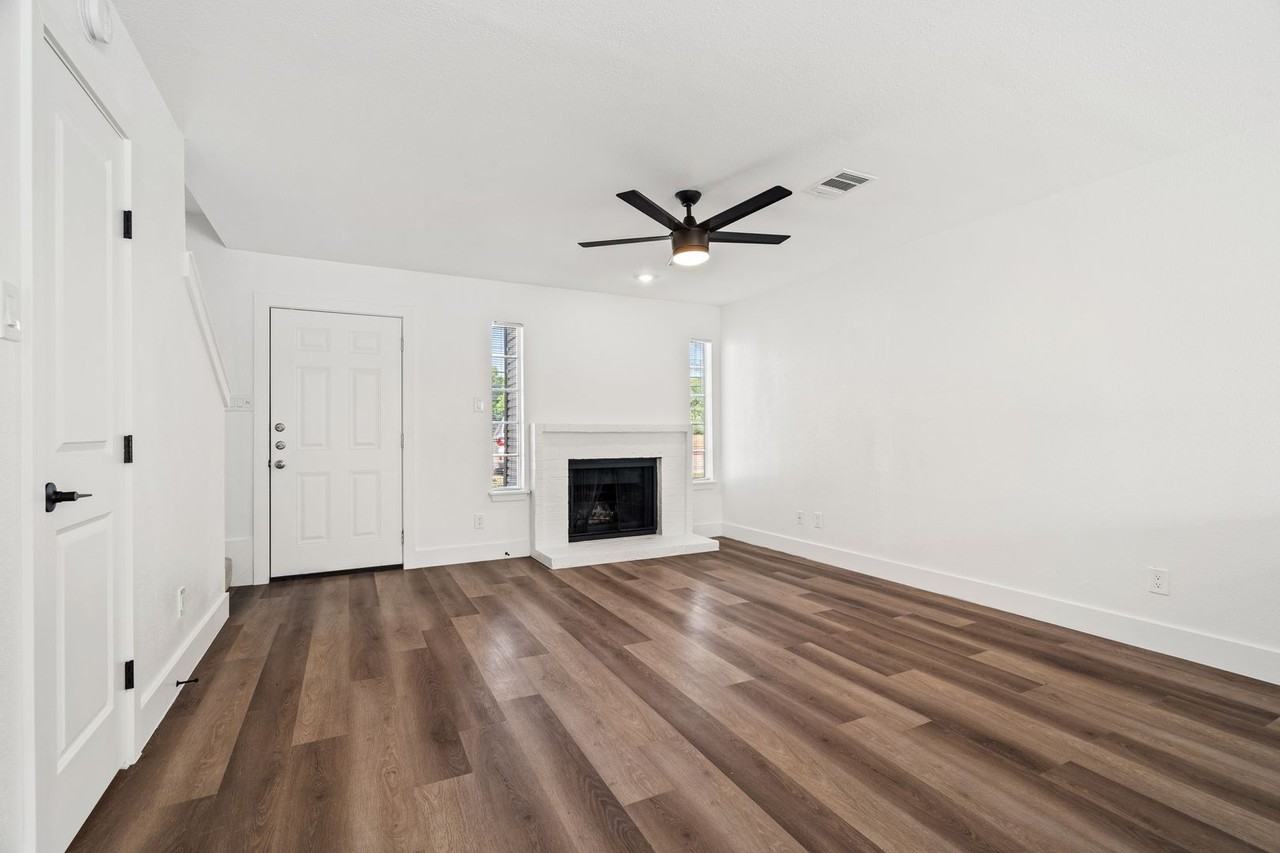 1828 River Crossing Cir - Photo 4 of 31