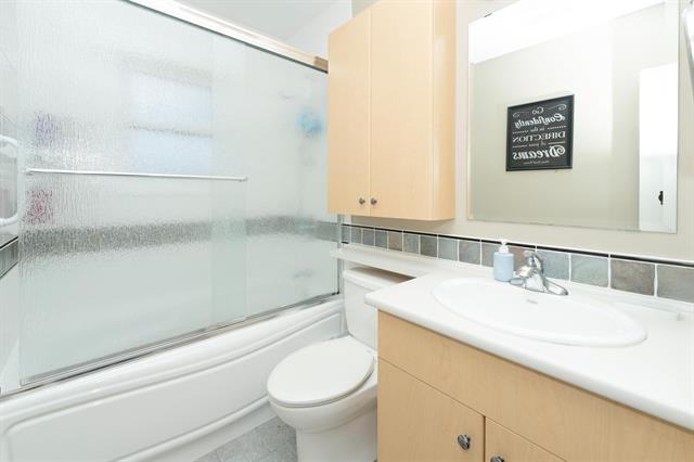 702 Blue Mountain Street - Photo 6 of 17