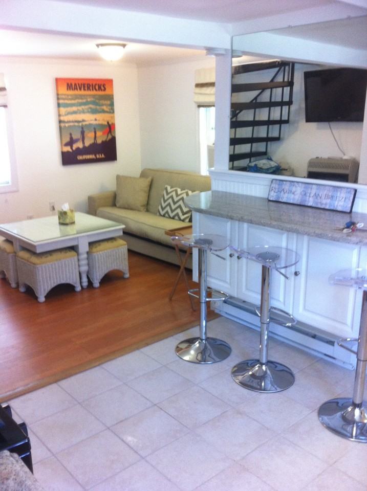 115 43rd St #115UNITC - Photo 2 of 2