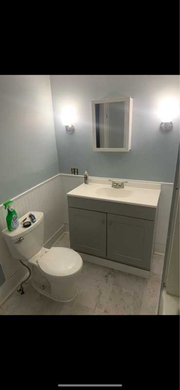 213 W Bank St - Photo 2 of 3