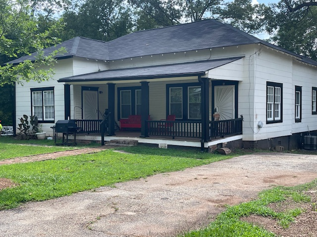 1915 Browns Mill Road Southeast #B - Photo 2 of 12