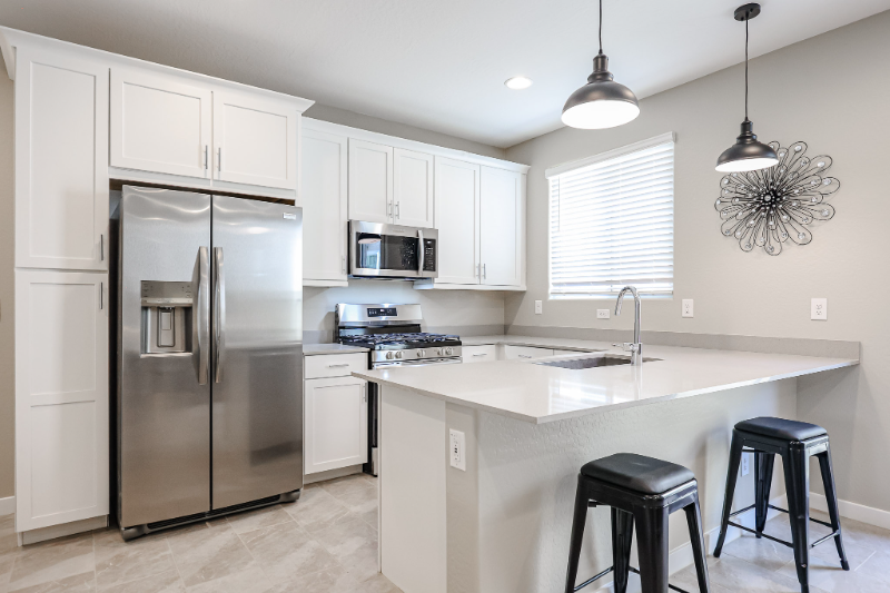 15773 W Kendall St - Photo 5 of 17