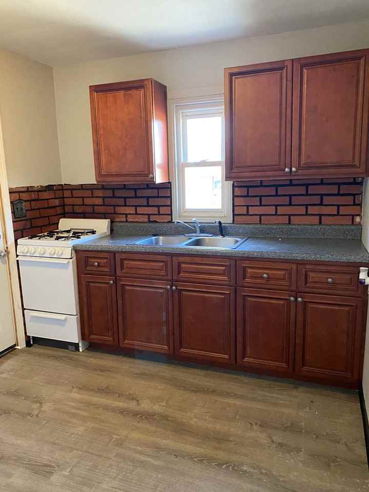 53 E Rosewood Dr - Photo 3 of 6