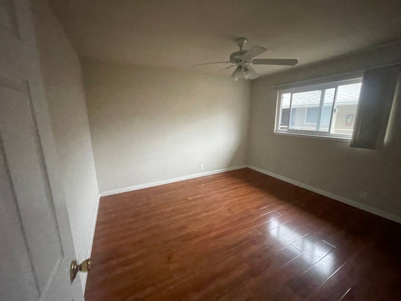 053 - 497 Leigh Ave - Photo 4 of 6