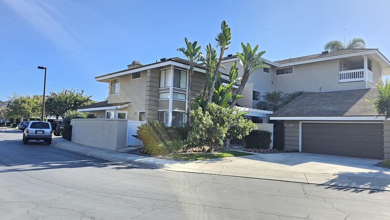 49 Lakeview - Photo 3 of 50