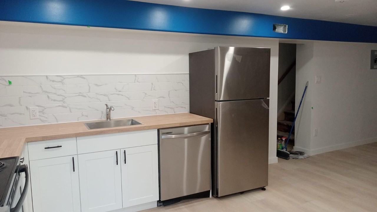 Highland Rd W & Westmount Rd W #1 - Photo 3 of 16