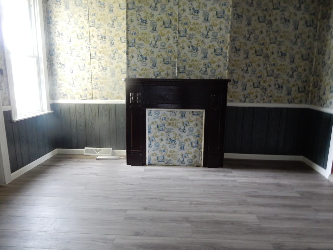 513 Leech Ave - Photo 3 of 16