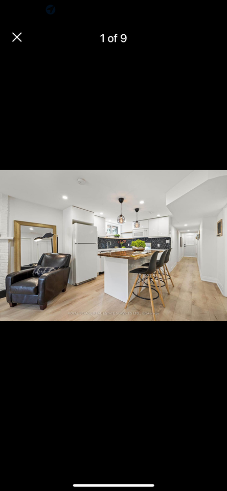 4052 Dunmow Crescent - Photo 3 of 7