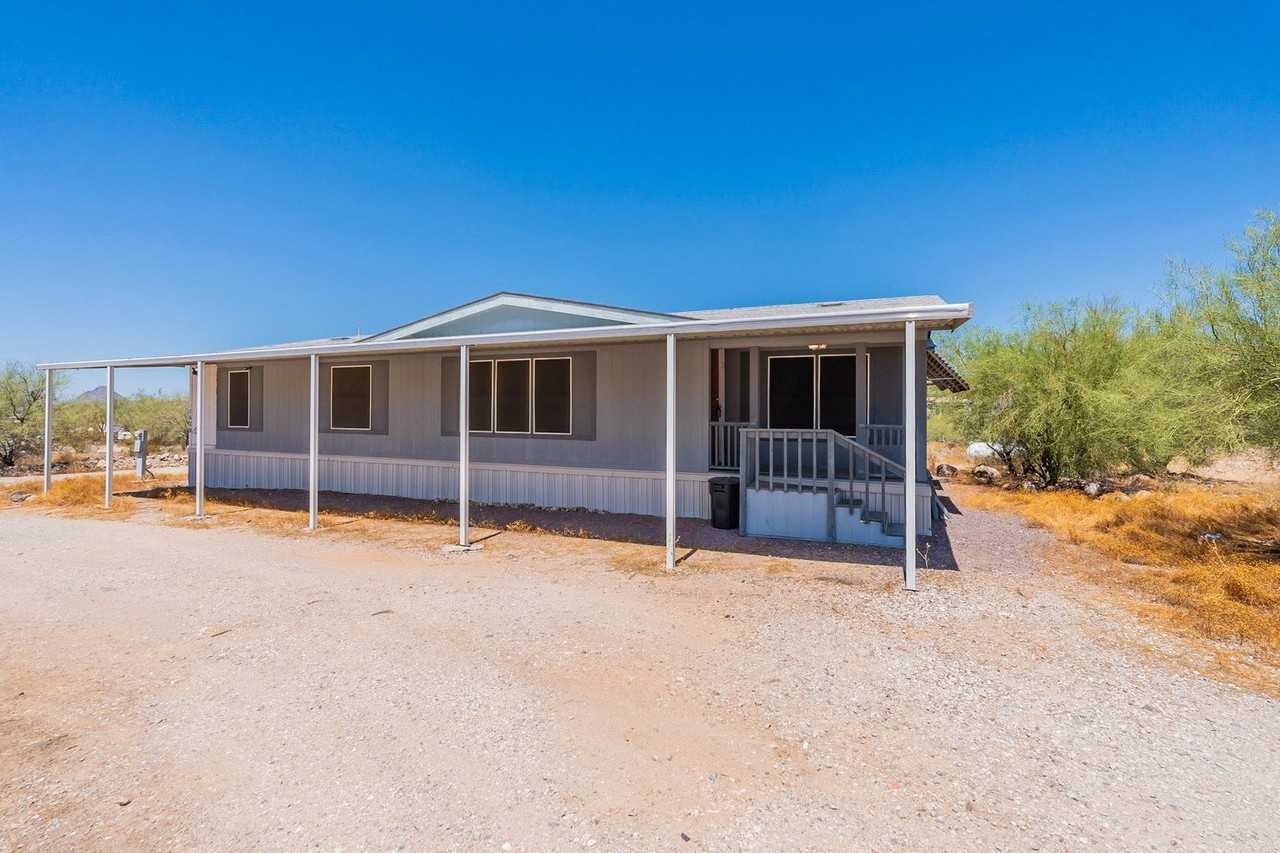 1628 E Circle Mountain Rd - Photo 3 of 34