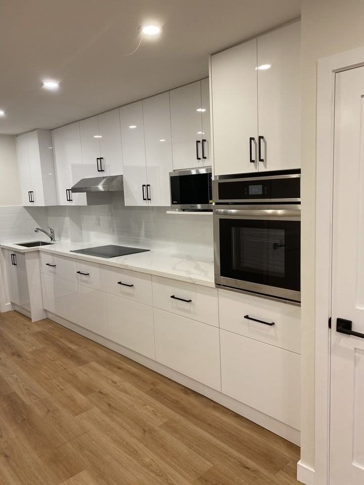 188 Atlas Ave - Photo 6 of 13