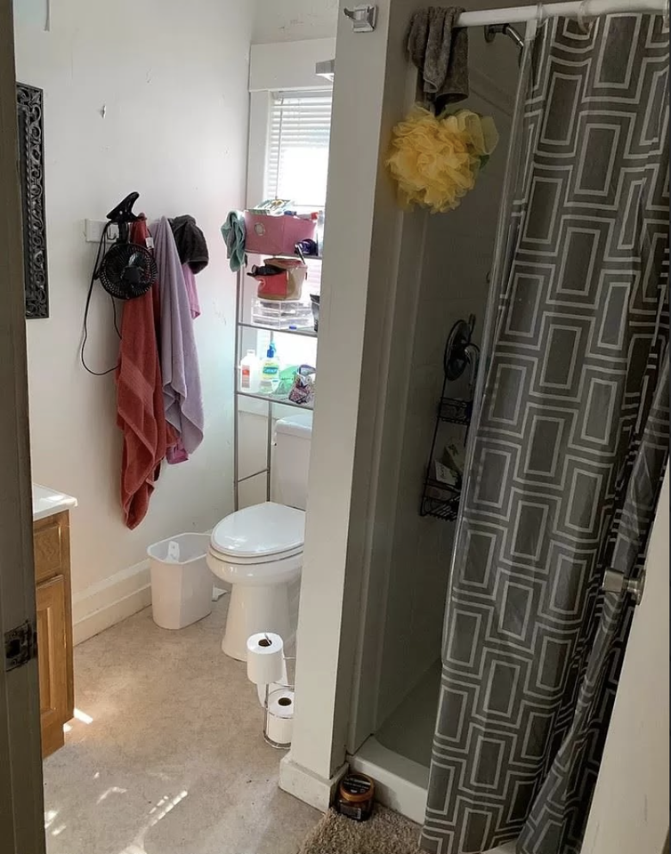 2245 Summit St #2 - Photo 5 of 17