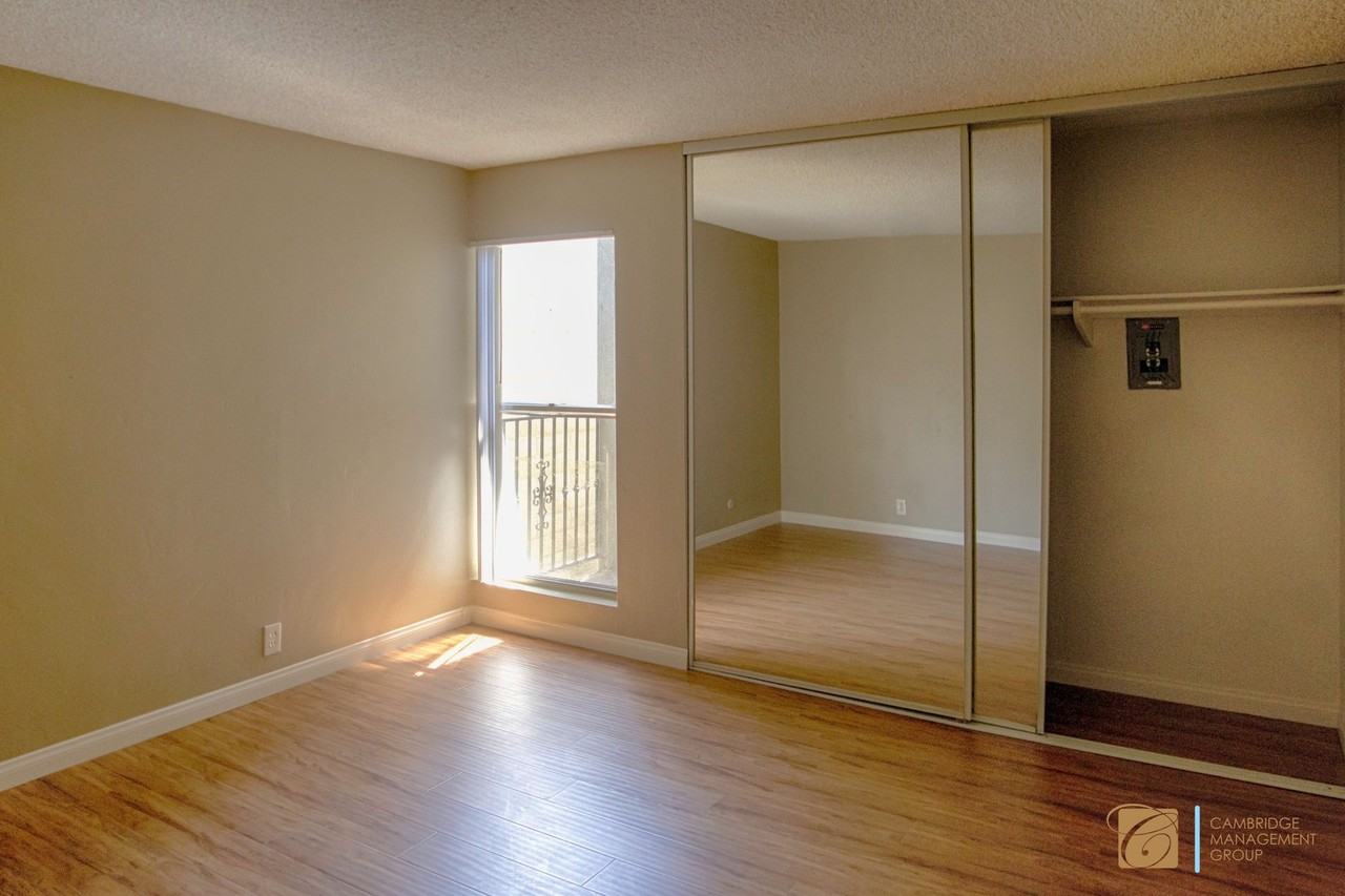 3940 Oregon St. - Photo 7 of 8