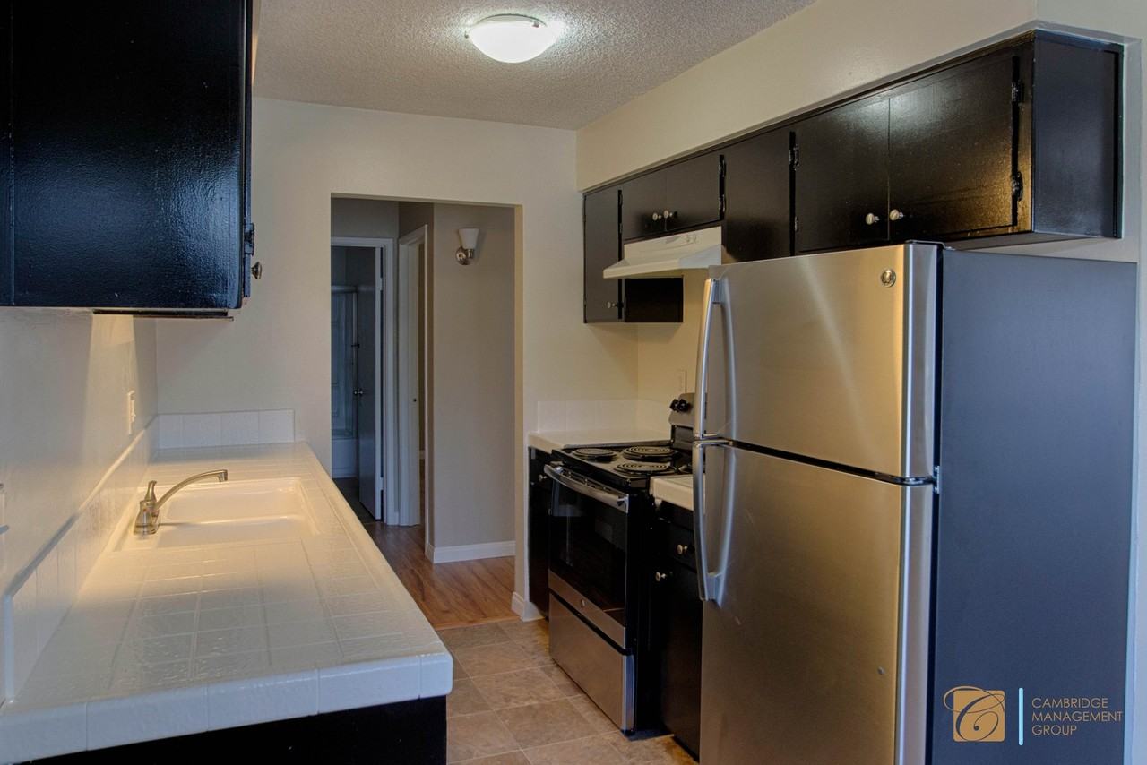 3940 Oregon St. - Photo 4 of 8