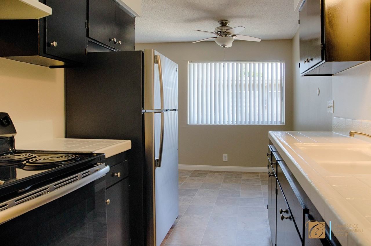 3940 Oregon St. - Photo 5 of 8