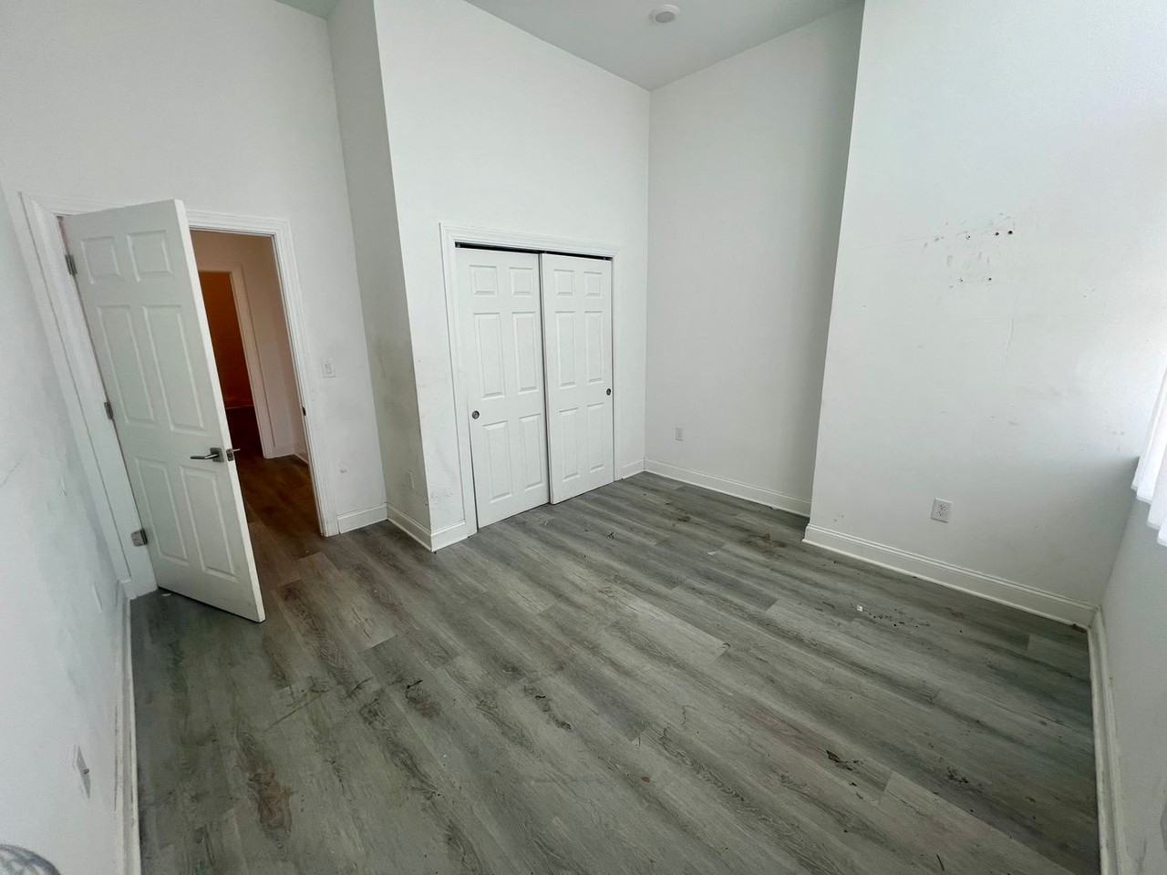 The Apartments at M - Photo 7 of 10
