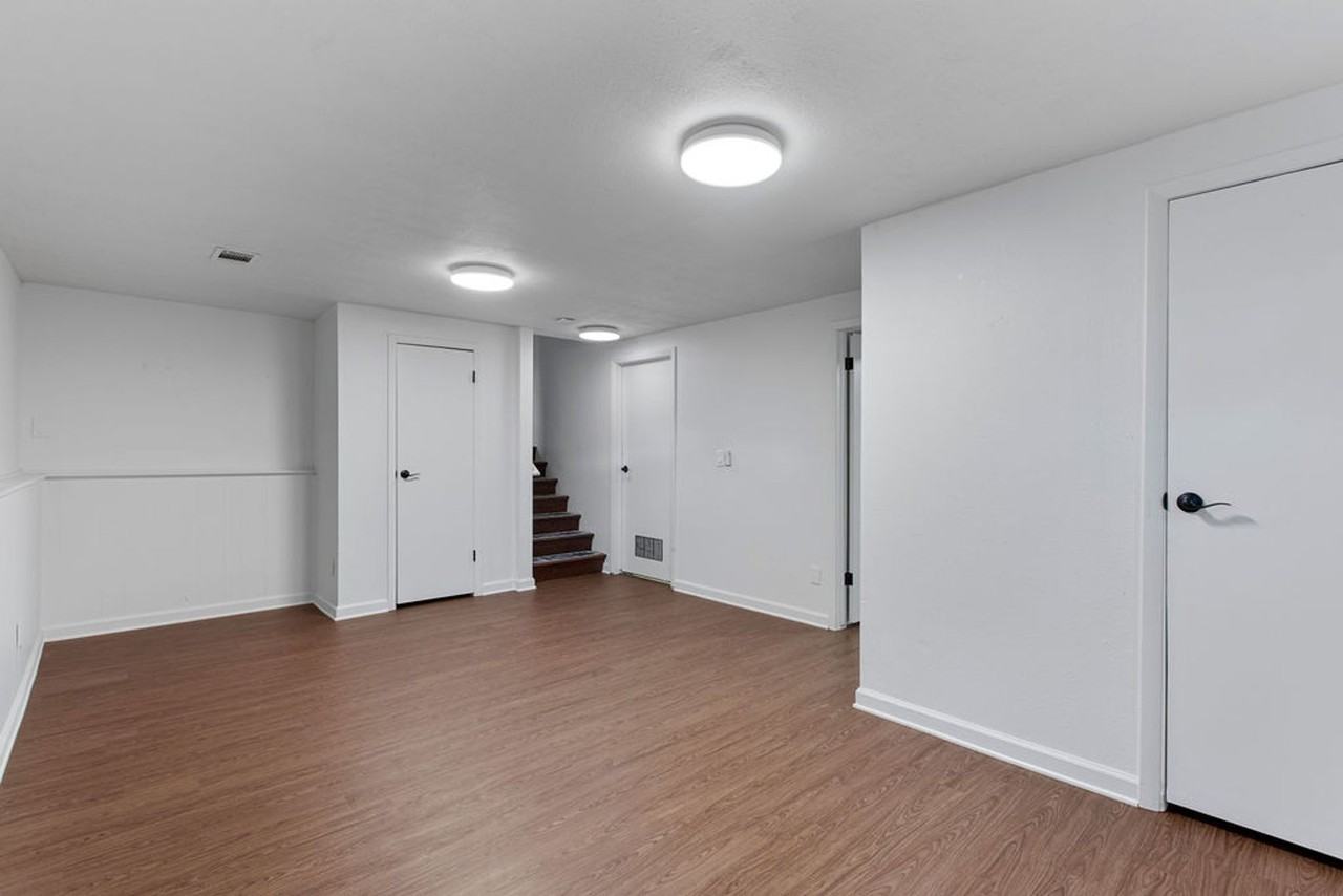 1930 Constitution Ave - Photo 7 of 44