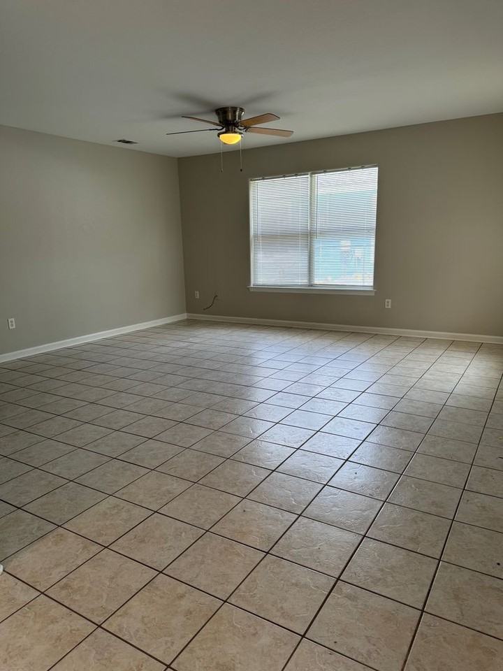 46 Mary Lou Trl - Photo 3 of 4