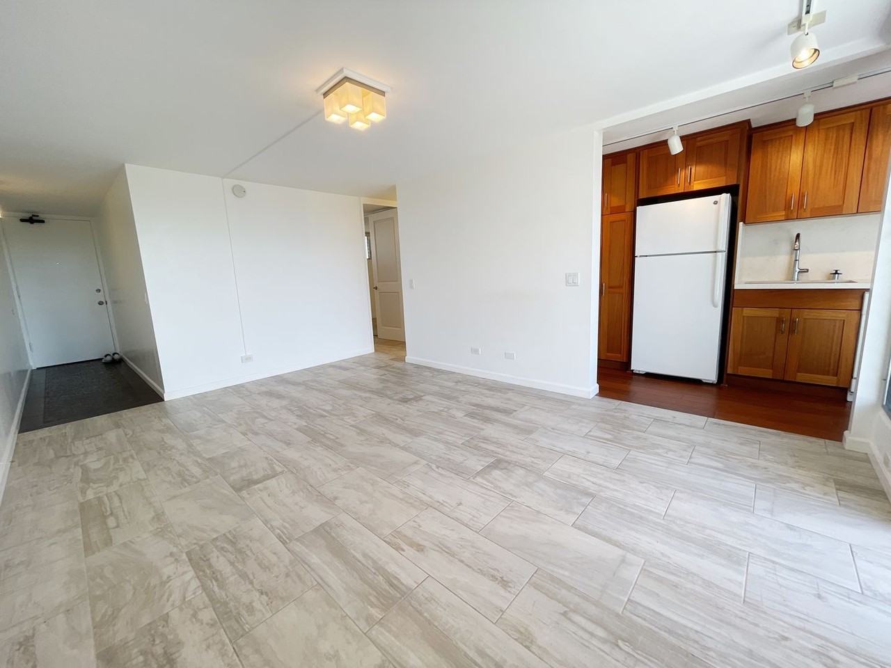 1541 Dominis St #802 - Photo 2 of 17