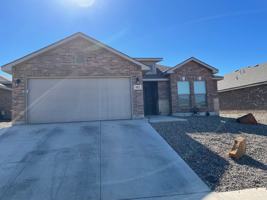 featured image of 912 Yancy St