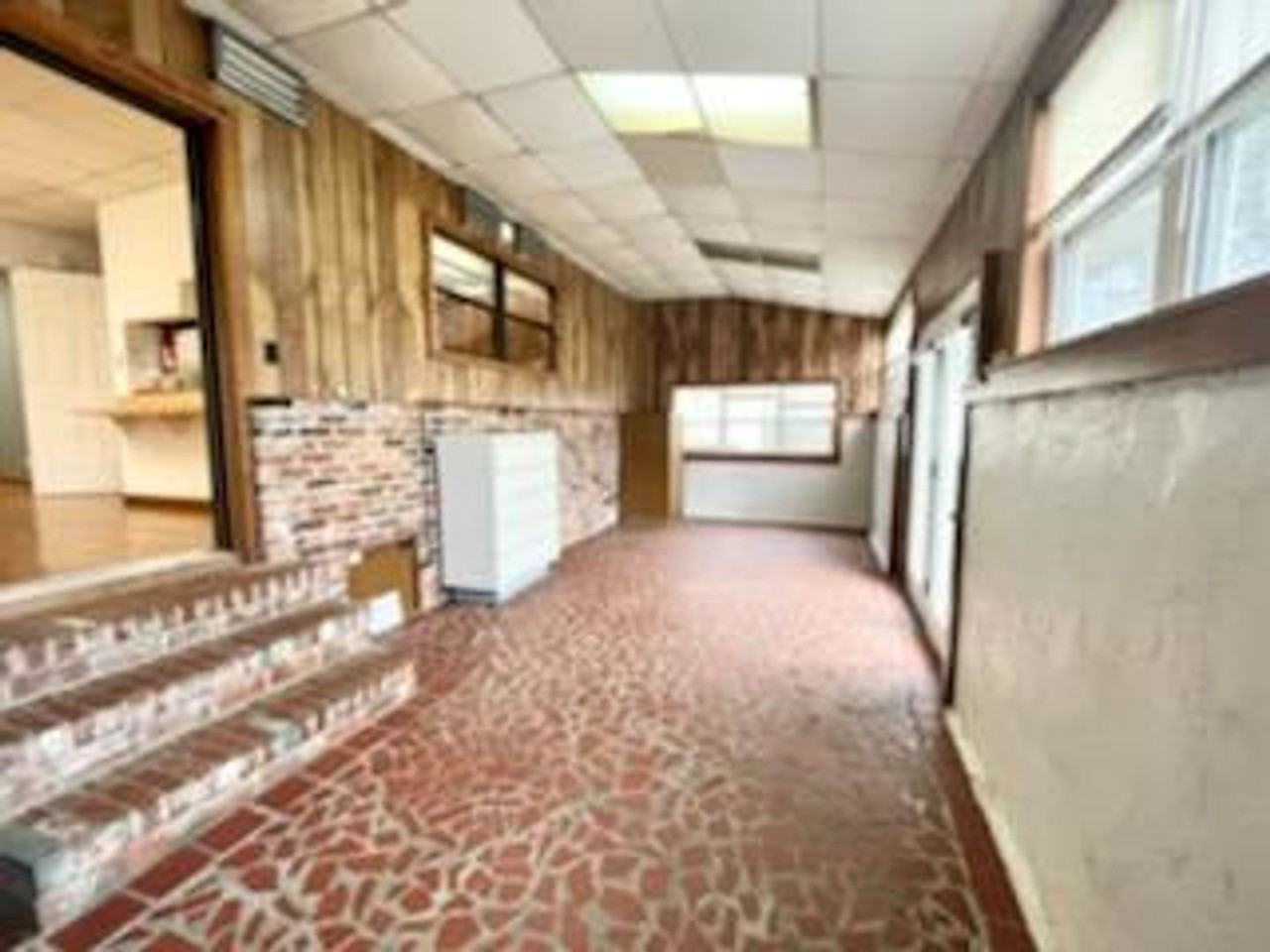 1290 Northside Rd - Photo 2 of 11