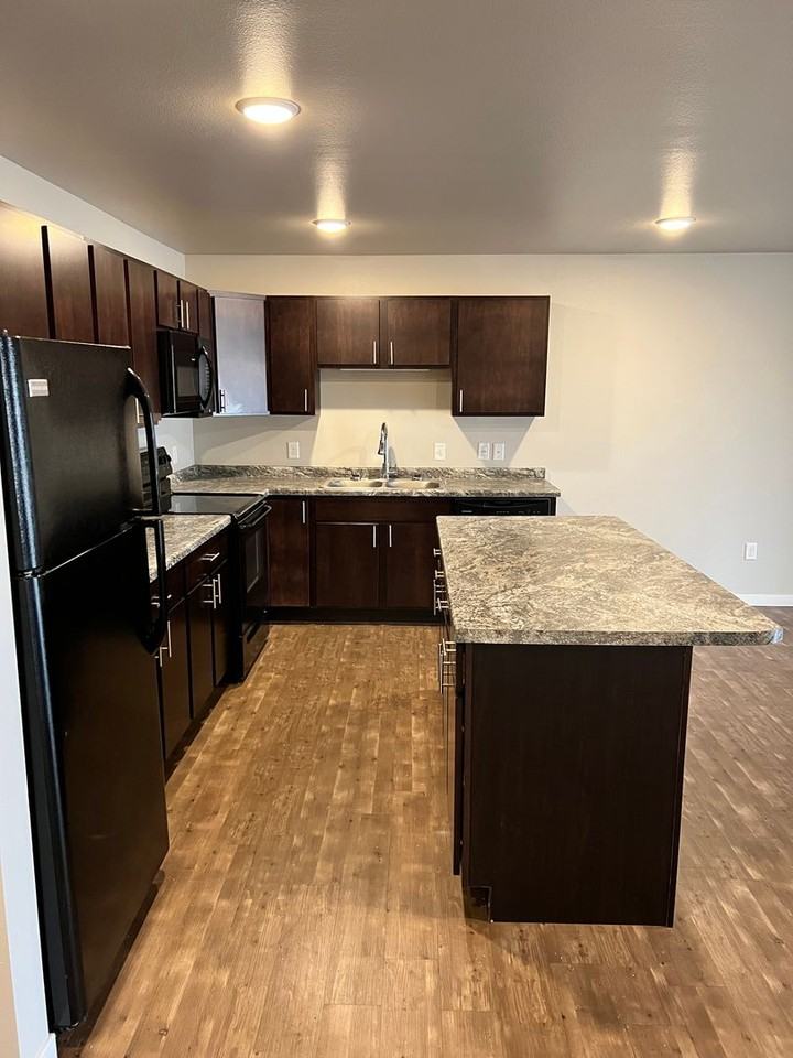 McKinley Plaza, LLP - Photo 2 of 15